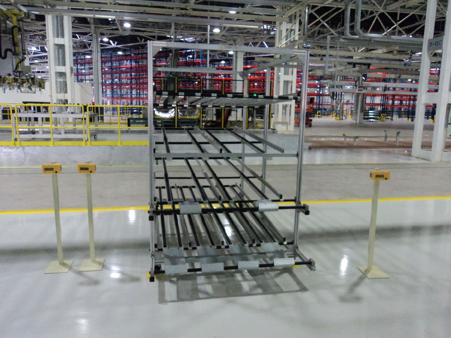 底盤合裝高平臺物料輸送線